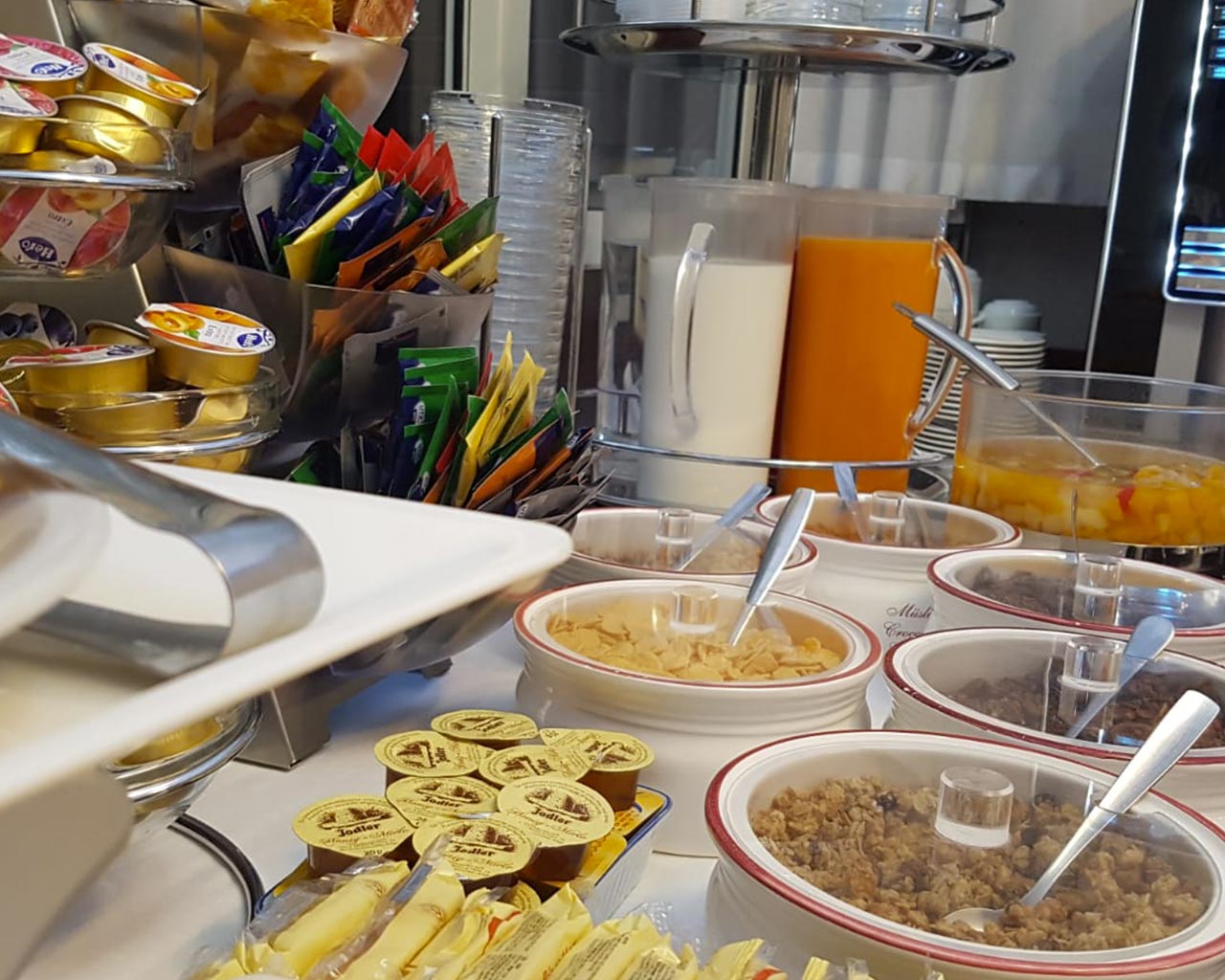 hotel-best-roma-homepage-servizi-breakfast-lunch